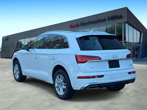 2023 Audi Q5 45 S line Premium