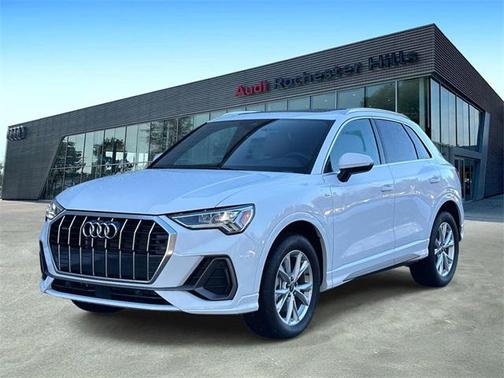2025 Audi Q3 Premium 45 TFSI S line quattro Tiptronic