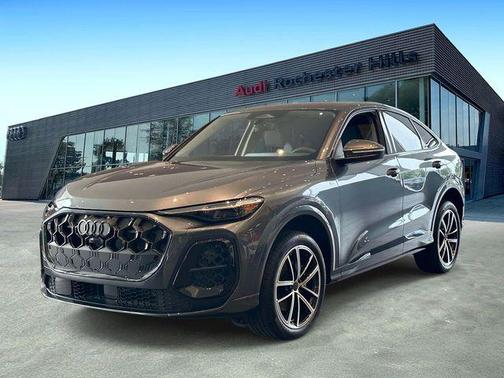 Daytona Gray 2026 Audi Q5 Sportback Premium Plus TFSI quattro S tronic