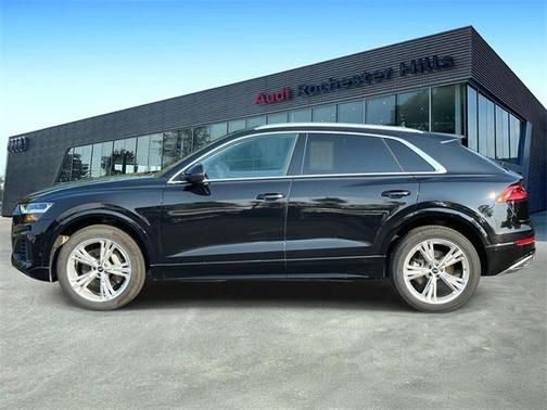 2022 Audi Q8 55 Premium