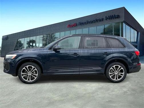2025 Audi Q7 45 Premium Plus