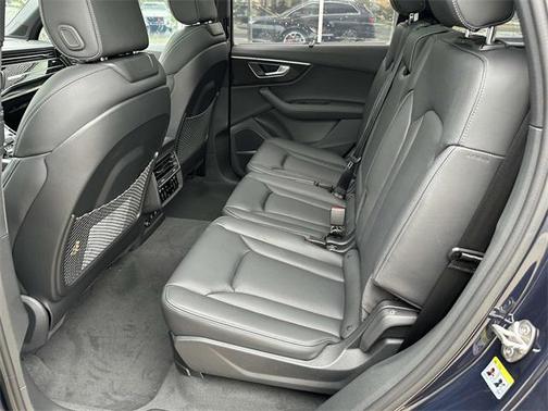 2025 Audi Q7 55 Prestige