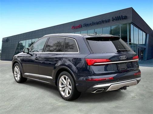 2025 Audi Q7 55 Prestige