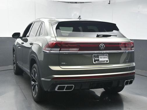 2026 Volkswagen Atlas Cross Sport 2.0T SEL Premium R-Line