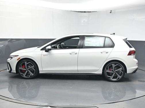 2025 Volkswagen Golf GTI 2.0T SE