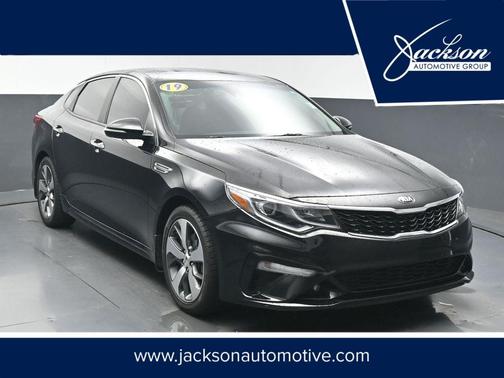 2019 Kia Optima S