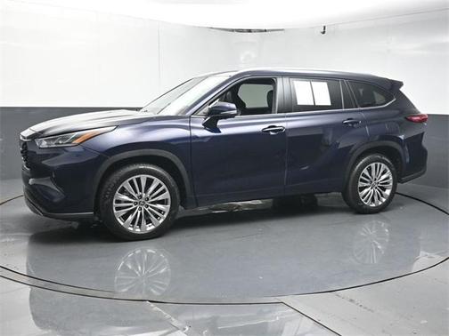 2023 Toyota Highlander Platinum