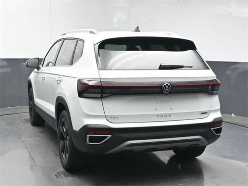 2025 Volkswagen Taos 1.5T SEL
