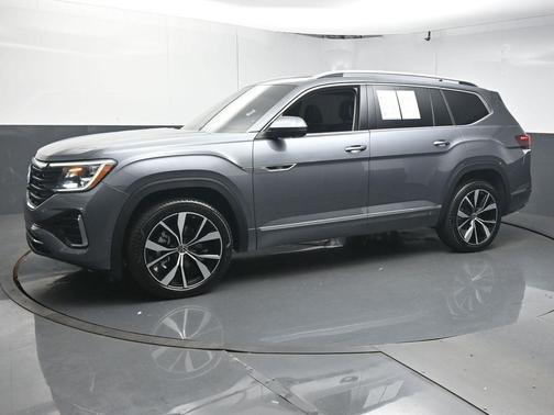 2024 Volkswagen Atlas 2.0T SEL Premium R-Line