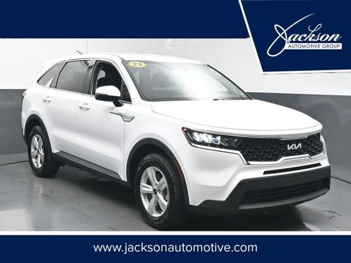 2023 Kia Sorento LX