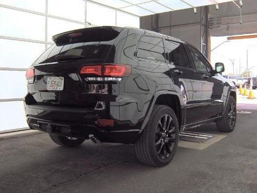 2022 Jeep Grand Cherokee WK Laredo