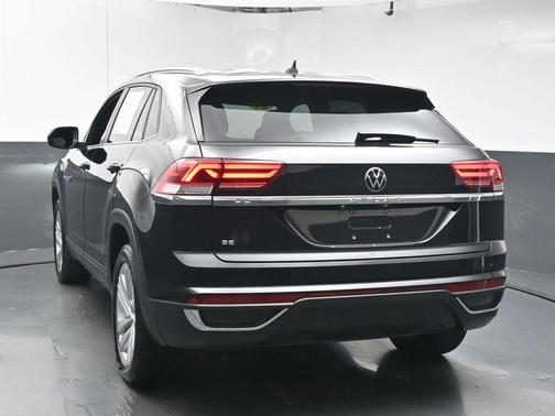 2021 Volkswagen Atlas Cross Sport 2.0T SE w/Technology