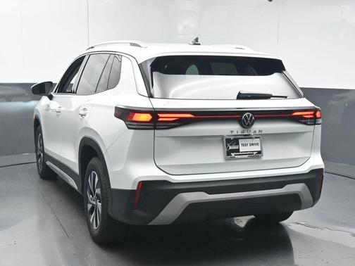 2026 Volkswagen Tiguan 2.0T S