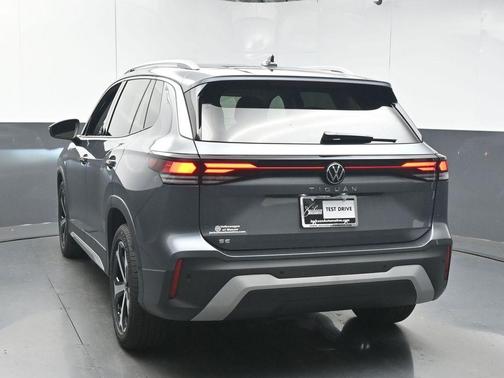 2026 Volkswagen Tiguan 2.0T SE