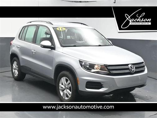 2016 Volkswagen Tiguan S
