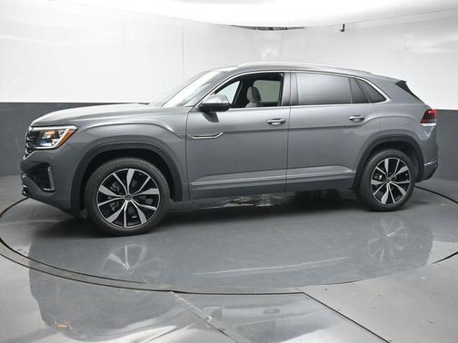 2025 Volkswagen Atlas Cross Sport 2.0T SEL Premium R-Line