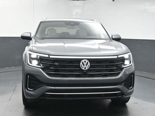2025 Volkswagen Atlas Cross Sport 2.0T SEL Premium R-Line