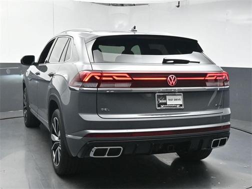 2025 Volkswagen Atlas Cross Sport 2.0T SEL Premium R-Line