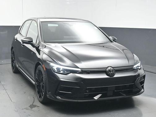 2025 Volkswagen Golf R 2.0T Black Edition