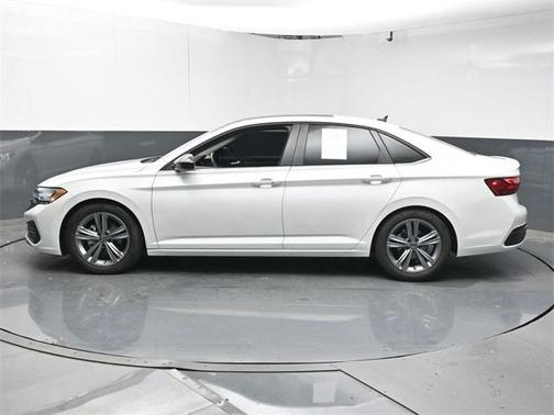 2023 Volkswagen Jetta 1.5T SE