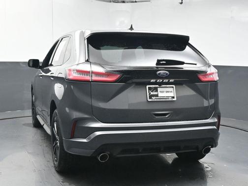 2021 Ford Edge ST Line