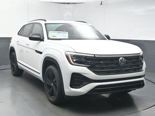 2026 Volkswagen Atlas Cross Sport 2.0T SEL R-Line Black