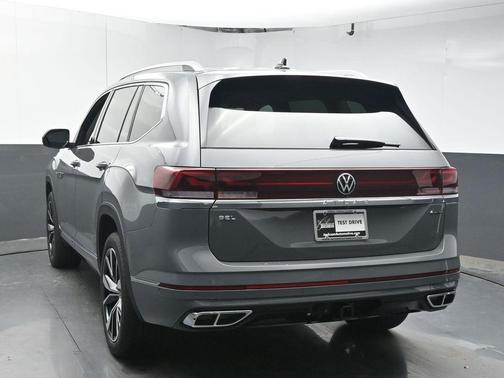 2025 Volkswagen Atlas 2.0T SEL Premium R-Line