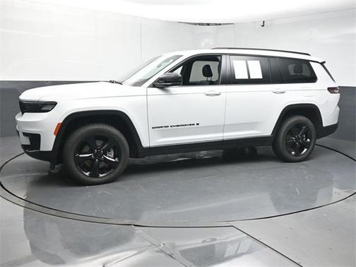 2023 Jeep Grand Cherokee L Laredo