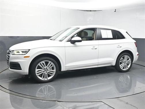 2018 Audi Q5 2.0T Premium Plus
