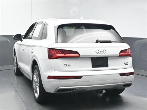 2018 Audi Q5 2.0T Premium Plus