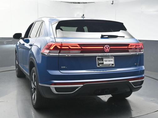 2026 Volkswagen Atlas Cross Sport 2.0T SEL