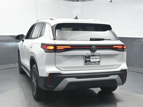 2026 Volkswagen Tiguan 2.0T S