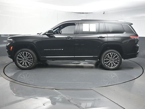 2022 Jeep Grand Cherokee L Summit