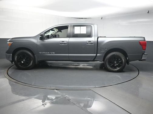 2018 Nissan Titan SV