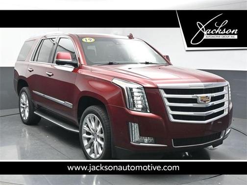 2019 Cadillac Escalade Luxury