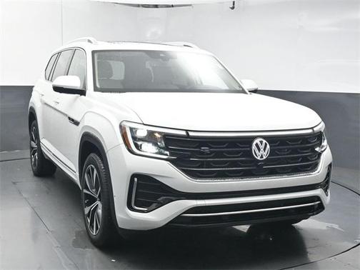 2025 Volkswagen Atlas 2.0T SEL Premium R-Line