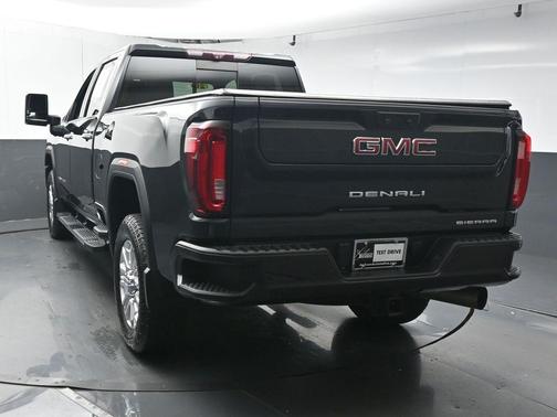 2020 GMC Sierra 2500 Denali