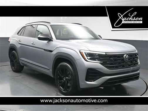 2025 Volkswagen Atlas Cross Sport 2.0T SEL R-Line Black