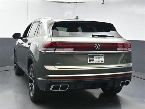 2025 Volkswagen Atlas Cross Sport 2.0T SEL Premium R-Line