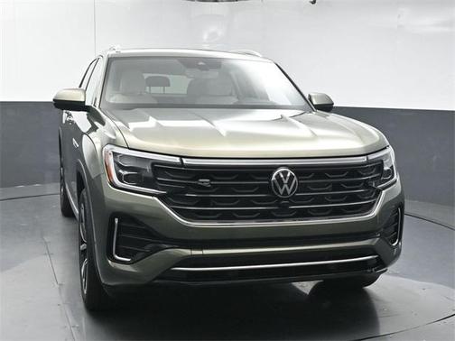 2025 Volkswagen Atlas Cross Sport 2.0T SEL Premium R-Line