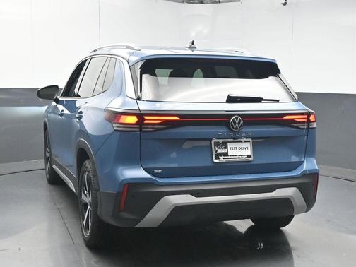 2026 Volkswagen Tiguan 2.0T SE