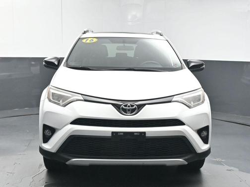 2016 Toyota RAV4 SE