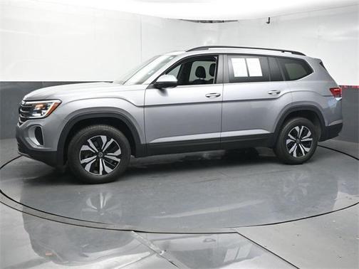 2024 Volkswagen Atlas 2.0T SE
