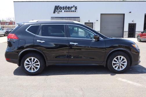 Magnetic Black 2017 Nissan Rogue SV