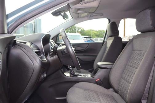 Blue 2022 Chevrolet Equinox 1LT