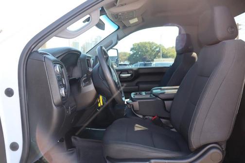 2022 GMC Sierra 2500 Pro