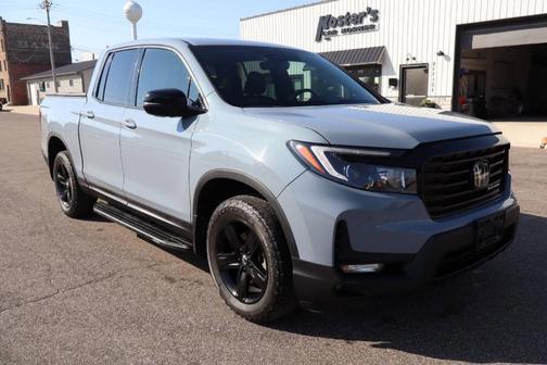 2022 Honda Ridgeline Black Edition