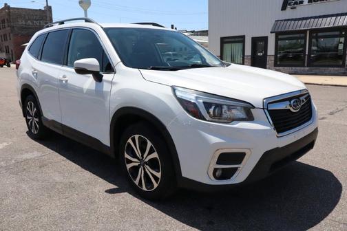 Crystal White Pearl 2019 Subaru Forester Limited