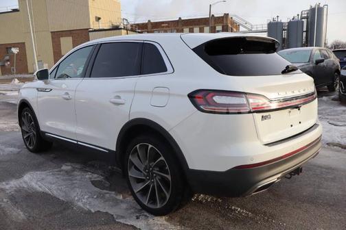 2022 Lincoln Nautilus Reserve