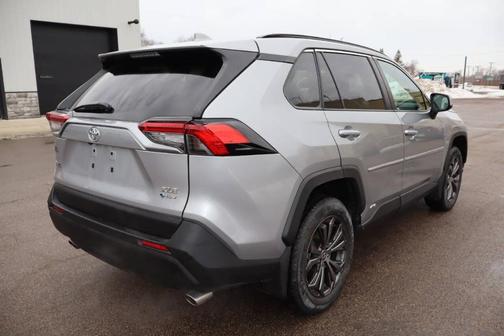 2025 Toyota RAV4 Hybrid XLE Premium